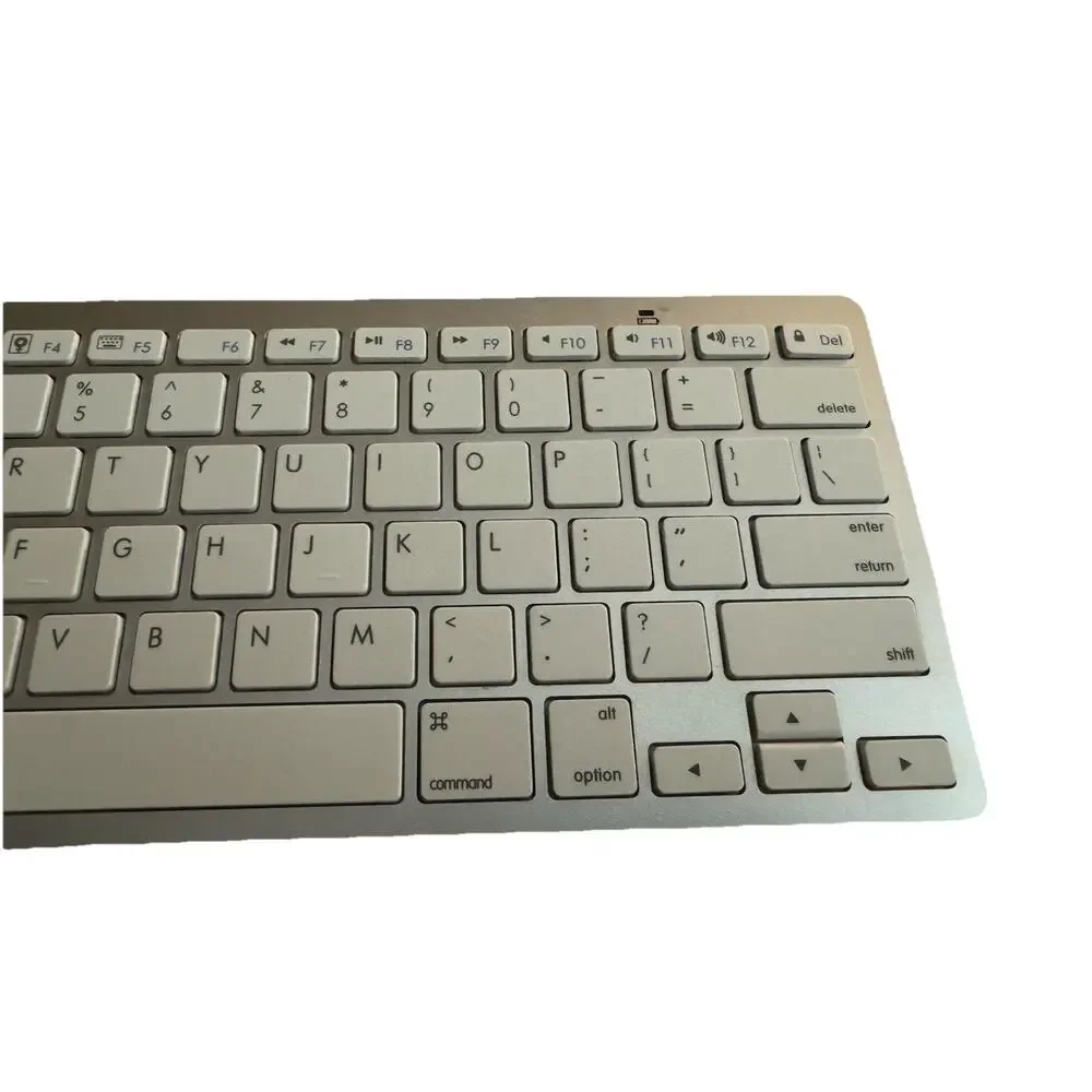 Bluetooth 3.0 Wireless Keyboard for iPad 2 IPhone 4.0 OS Smartphone PC Android